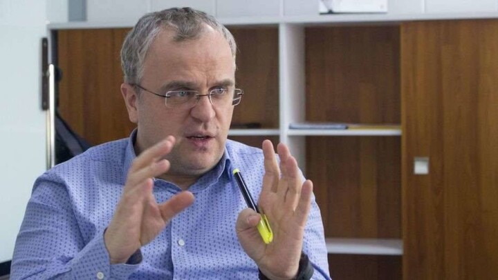 Комаров: Beeline может стать священным граалем для "Казахтелекома" 