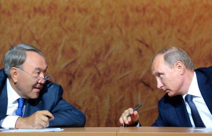 Назарбаев и Путин обсудили давление извне на две страны