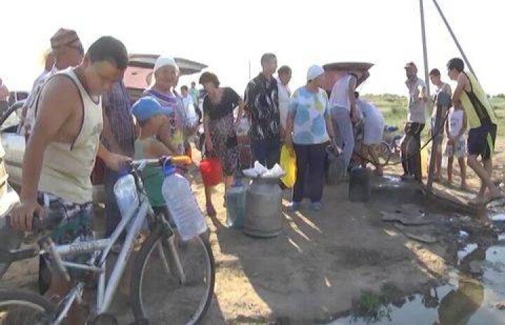 В Уральске жители нового микрорайона живут без воды