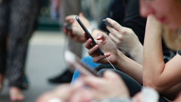 Что такое синдром упущенной выгоды и при чём тут смартфоны