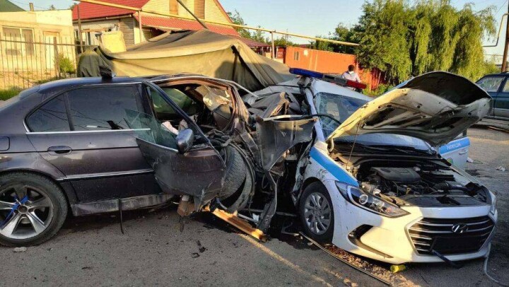 ДТП на блокпосту в Алматы: третий полицейский находится в больнице в крайне тяжёлом состоянии 