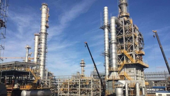 В Казахстане с начала года увеличились производство бензина и добыча нефти
