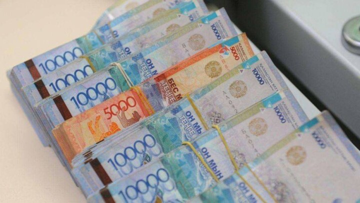 450 тысяч казахстанцев подали заявление на получение соцвыплаты в 42 500 тенге