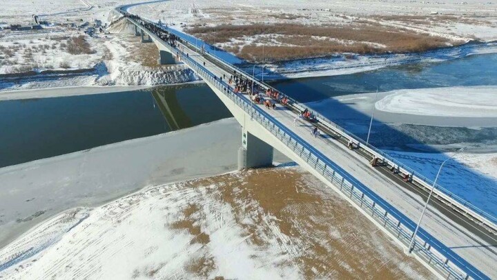 Уникальный автомобильный мост через Урал возвели в Атырауской области