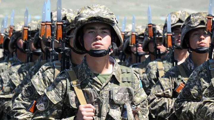 Армия Казахстана превзошла ОАЭ по уровню военной мощи, но уступила Узбекистану
