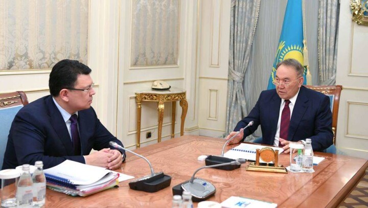 Назарбаев похвалил Минэнерго за работу