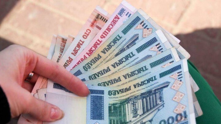 Белорусский рубль обесценился за неделю ещё больше, чем тенге
