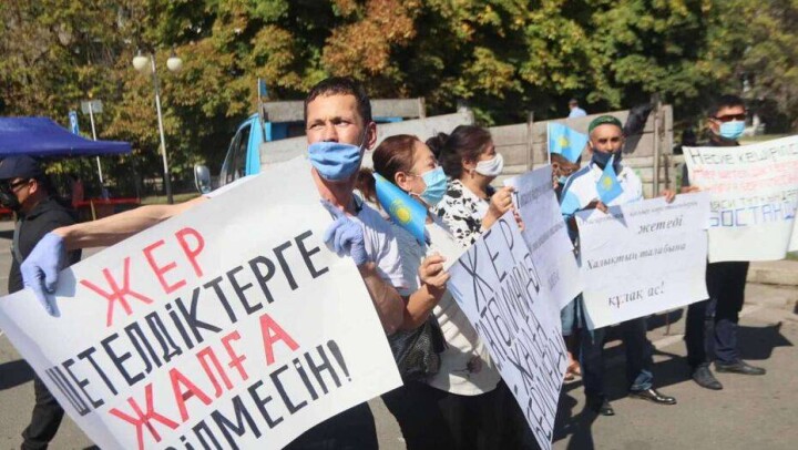 Парламентке бармаған партиялардың айтары не? Сараптама