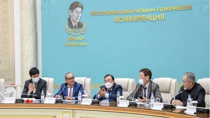 В Жетысу презентовали книгу об Ануаре Алимжанове