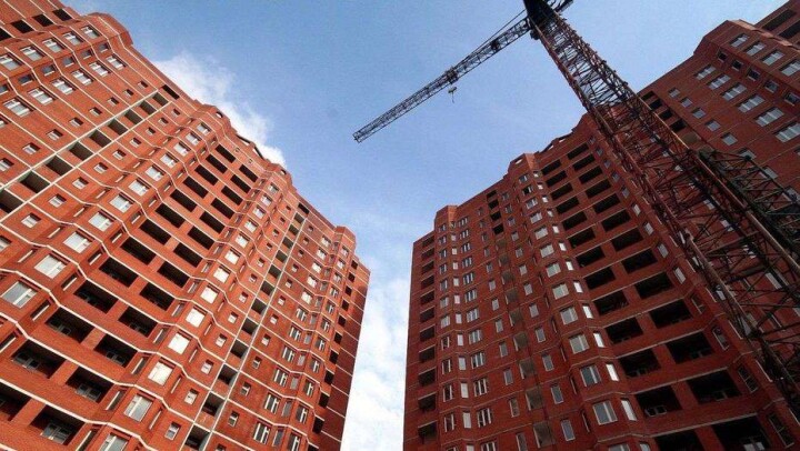 Частные застройщики сократили объём введённого жилья на 17% за год