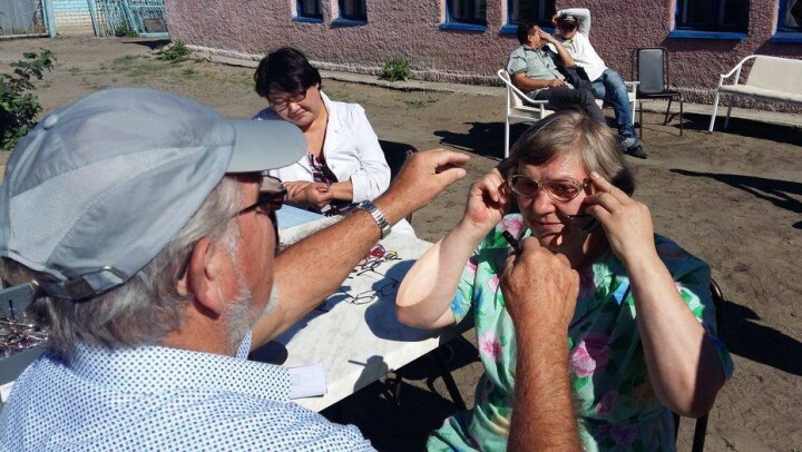 На Курбан-айт немцы подарили семейчанам очки, арабы – баранину