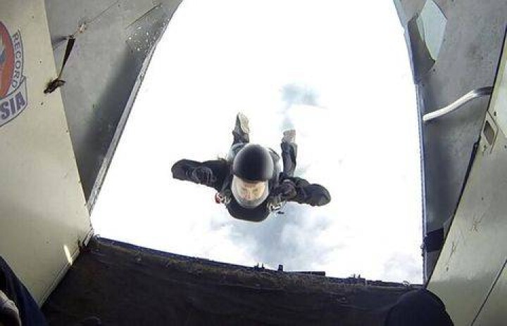 Прыжок с парашютом оказался смертельным для жительницы Костаная 