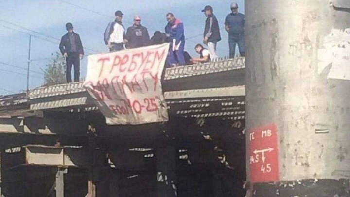 Забастовка строителей в Алматы: подрядчик задолжал 18,3 млн тенге 32 рабочим 