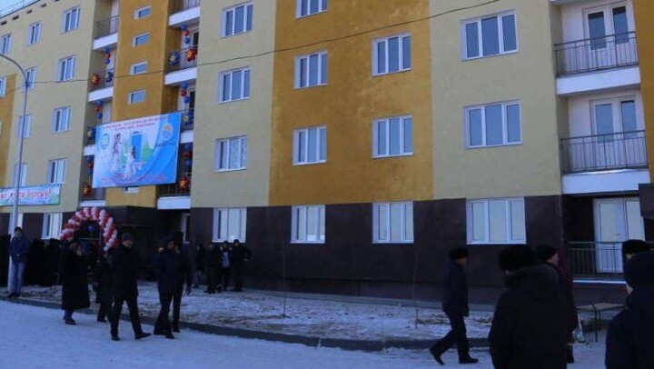 Ключи от квартир получили выпускники детдома в Актюбинской области