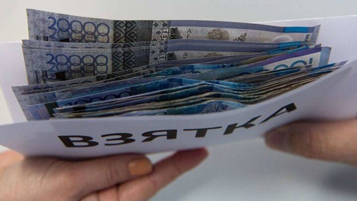 Отсутствие жилья и низкую зарплату назвали причиной коррупции в сфере здравоохранения