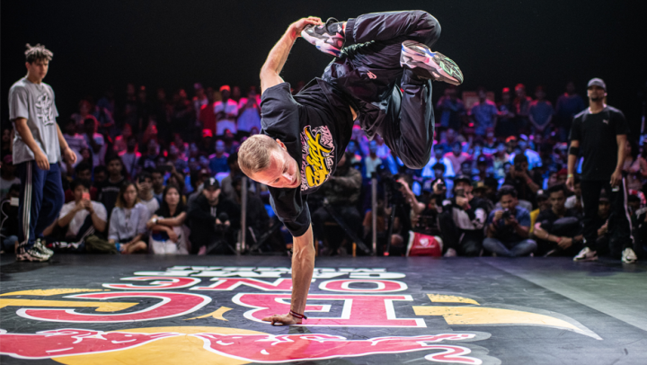 Танцуй отсюда! Казахстанский бибой Killa Kolya в финале Red Bull BC One 