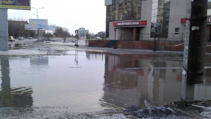 Два района в Семее могут уйти под воду