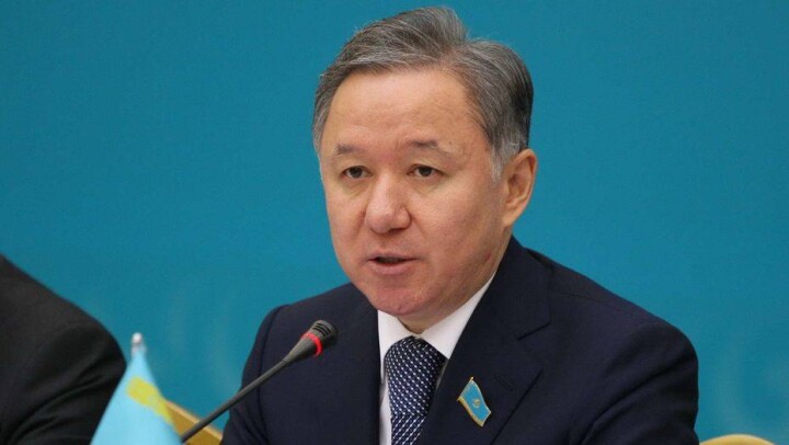 Нигматулин предостерёг Минтруда, чтобы школьников не приучали к бюрократии