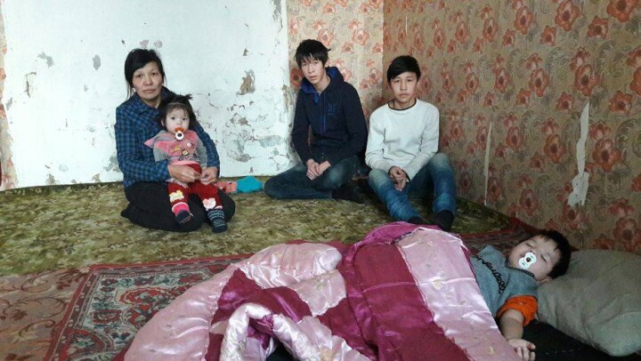С многодетной семьи в Уральске требуют оплаты чужих долгов