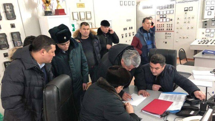Жители Атырау остались без тепла и горячей воды из-за аварии на ТЭЦ