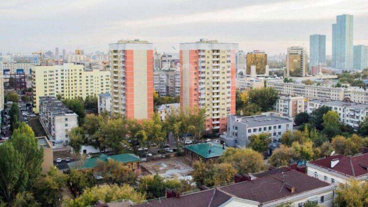 В КГД и Евразийском банке отказались комментировать арест квартир в столичном ЖК