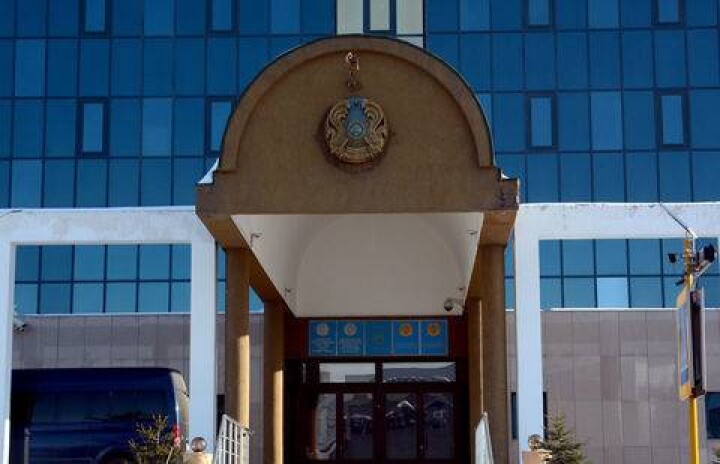 "Нур Отан" оказался первым в списке партий в избирательном бюллетене по жеребьёвке