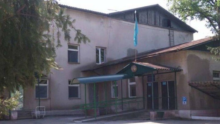 В Минздраве потребовали привести в порядок инфекционную больницу в Каскелене