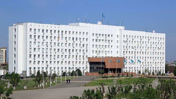 В акимате Атырауской области объяснили покупку огромного дома для акима района