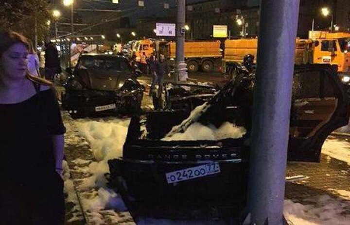 Огненное ДТП в центре Москвы: из семи авто четыре сгорели дотла
