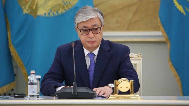 Токаев объявил 28 декабря днём общенационального траура по погибшим при крушении самолёта Bek Air 