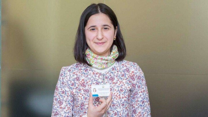 Школьницу из Баку включили в рейтинг Forbes за изобретение установки по выработке энергии