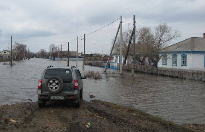 В СКО прихожане мечети собрали пострадавшим от паводка один миллион тенге