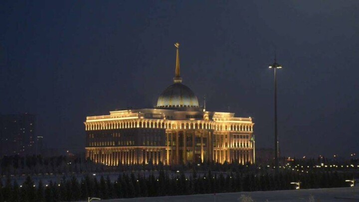 Политологи прокомментировали обращение Президента в Конституционный совет
