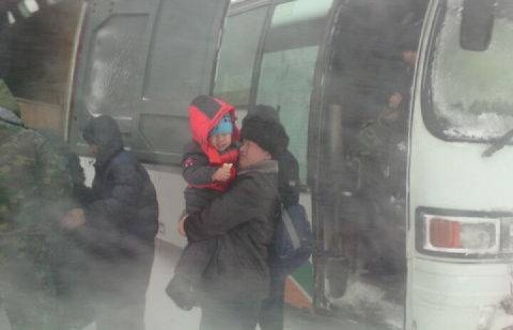 Непогода парализовала движение в большинстве районов ВКО