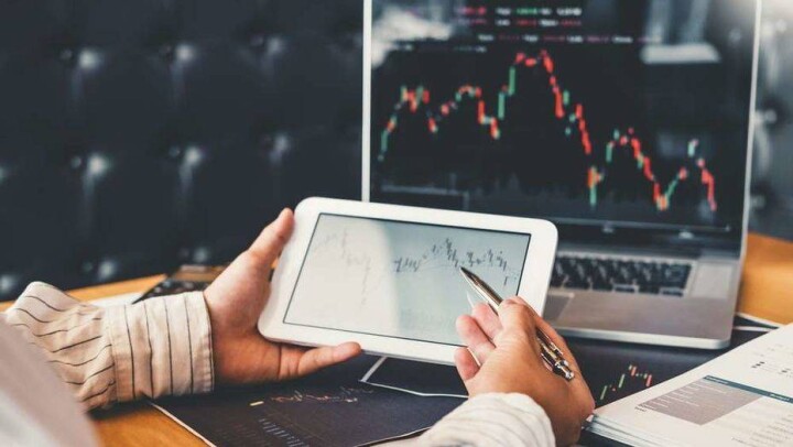 Богатейшие люди планеты потеряли за неделю 444 млрд долларов из-за коронавируса