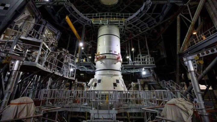 Во Флориде приступили к сборке ракеты NASA для полёта на Луну
