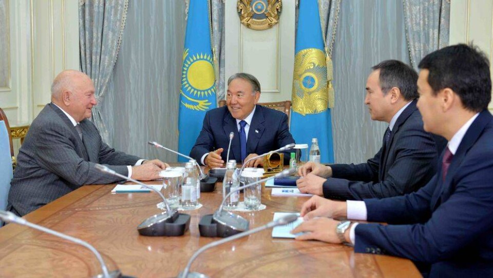 Нурсултан Назарбаев принял Юрия Лужкова в Акорде