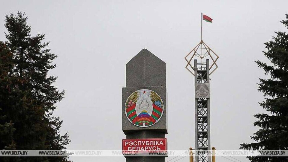 Беларусь закрыла все наземные границы, кроме российской