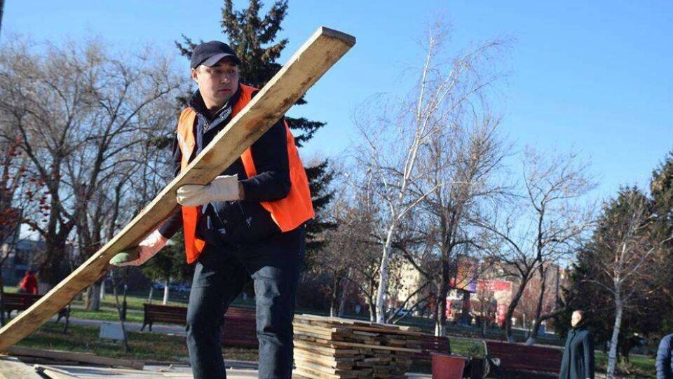 Провинившийся замакима отрабатывает наказание в Усть-Каменогорске