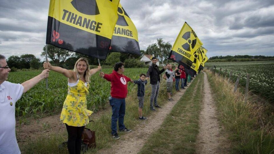 50 тысяч жителей трёх стран выстроились в живую цепь в знак протеста против АЭС