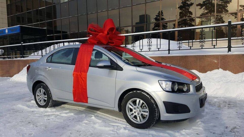 Выиграть Chevrolet сотруднику "Казахтелекома" помогла покупка сарделек