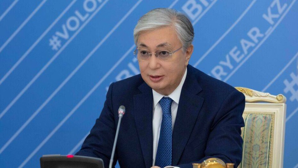 Токаев поручил предоставить приоритетное право на господдержку участникам волонтёрских проектов