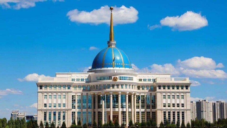 Пресс-секретарь Токаева пояснил предложение о переносе выходных: Госслужащие будут работать в праздники только по собственному желанию