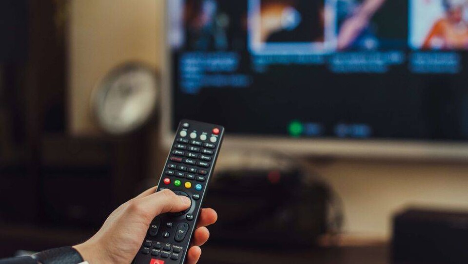 Казахстанцы с доступом в интернет смотрят отечественные ТВ-каналы в два раза реже