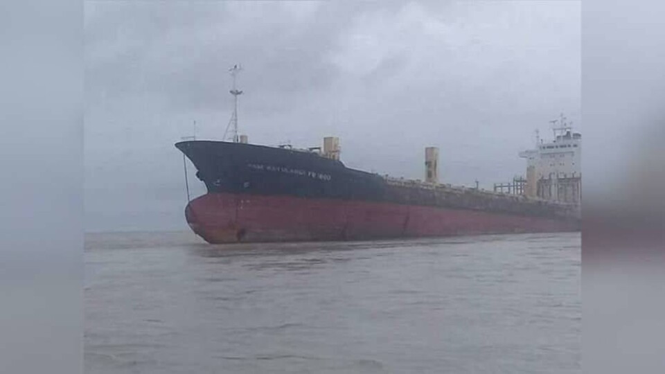 На берегу Андаманского моря нашли "корабль-призрак"