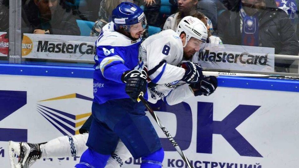 "Барыс" выиграл третий матч подряд в КХЛ