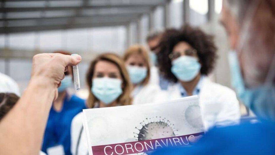 Covid-19 в мире: в США на три дня приспустят флаги в память о жертвах, в Москве ослабят карантин с 25 мая 