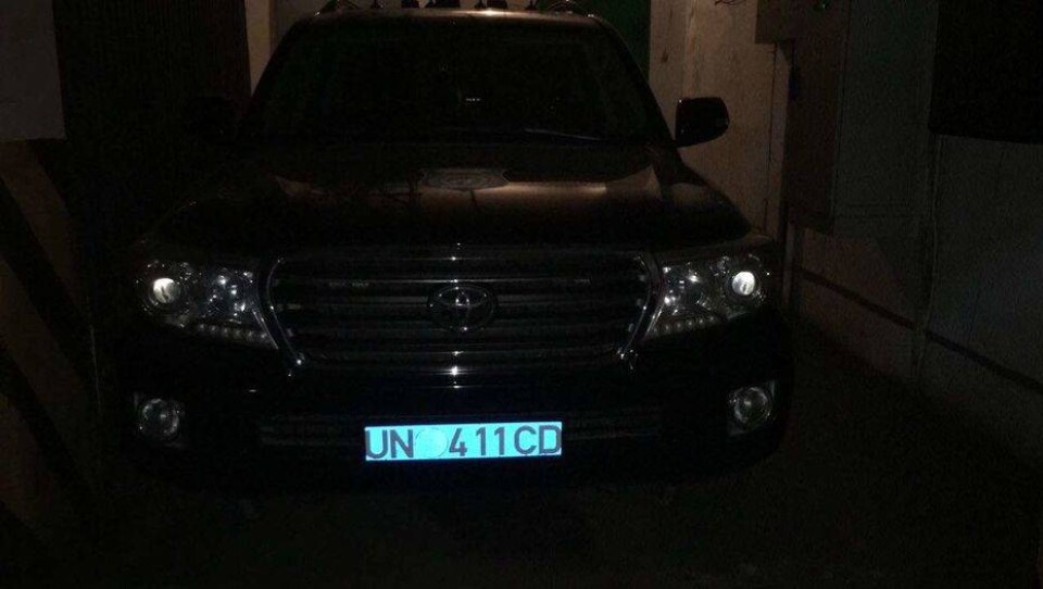 Алматинец разъезжал по городу на внедорожнике с поддельными номерами ООН