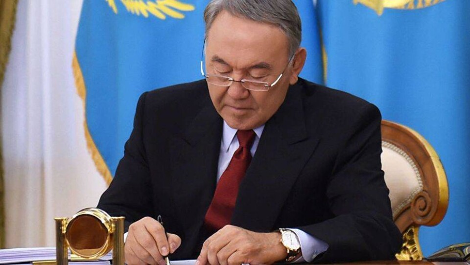 Назарбаев назначил послов в ряде стран