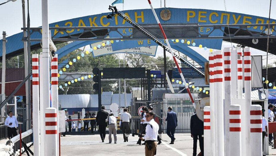 Закрытые девять лет назад посты на границе Казахстана и Узбекистана заработали вновь